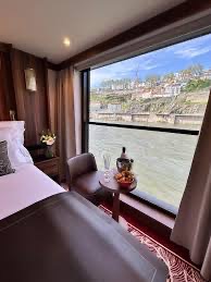 https://cdn.tern.travel/rails/active_storage/blobs/proxy/eyJfcmFpbHMiOnsibWVzc2FnZSI6IkJBaHBBMmtVZ3c9PSIsImV4cCI6bnVsbCwicHVyIjoiYmxvYl9pZCJ9fQ==--1ce53f8aaa45bdb63dba963abf1c8da304506a0d/Image%2030.jpeg