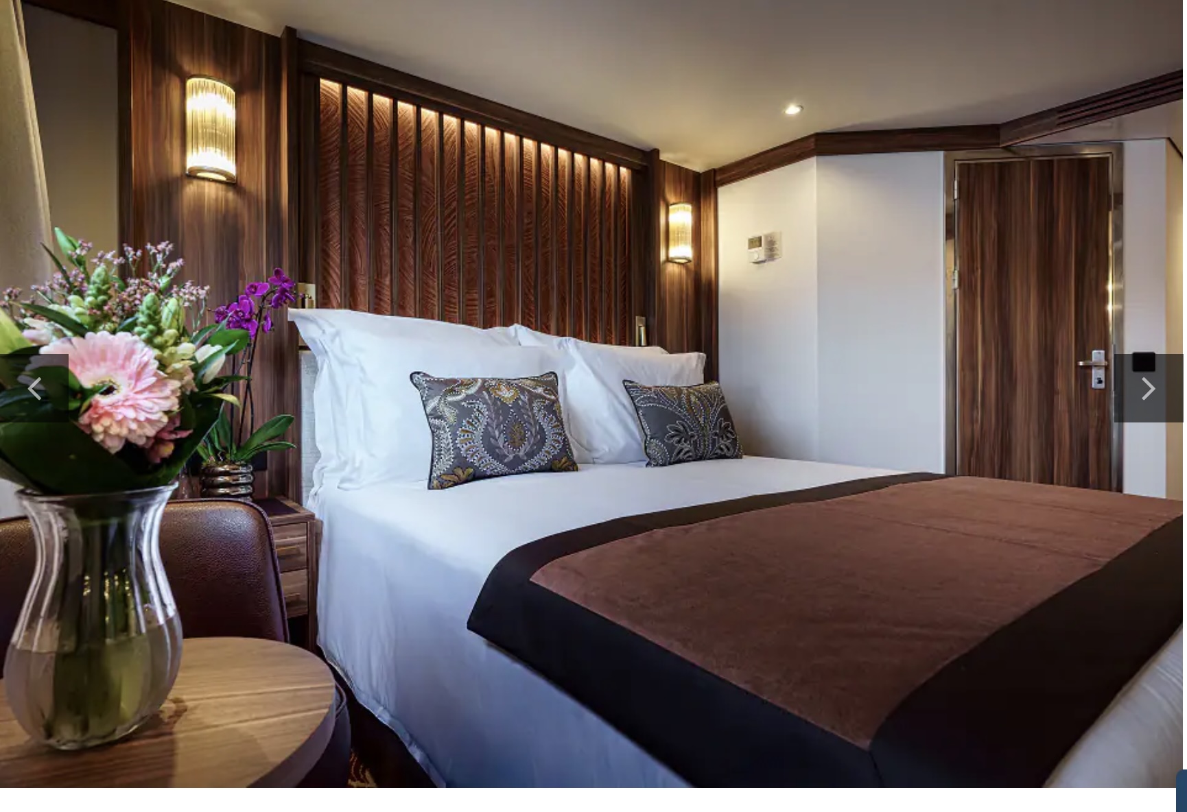 Cat D Douro Deck - Panoramic Window.jpg