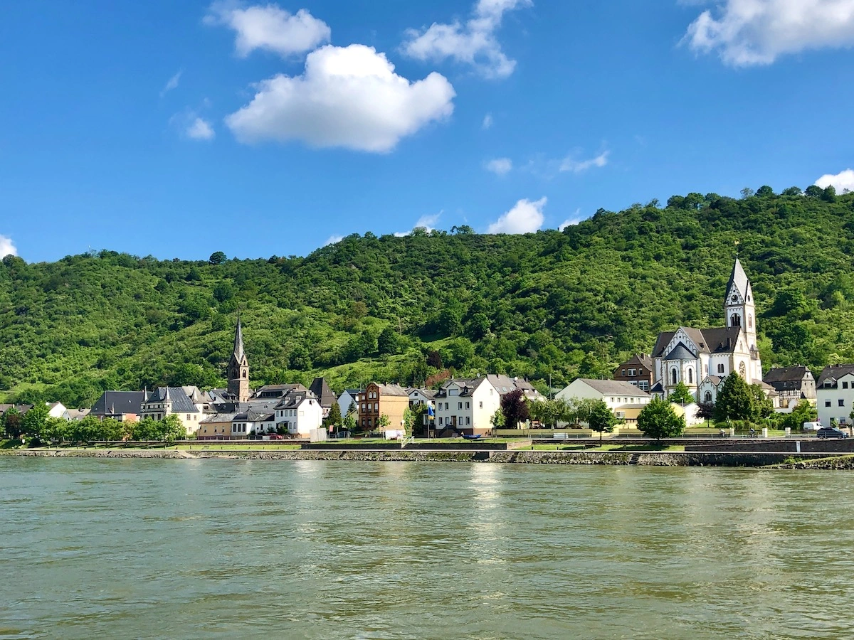 https://cdn.tern.travel/rails/active_storage/blobs/proxy/eyJfcmFpbHMiOnsibWVzc2FnZSI6IkJBaHBBNW9NZXc9PSIsImV4cCI6bnVsbCwicHVyIjoiYmxvYl9pZCJ9fQ==--bae4dcc7348f59f3a3c562fe78767dd494c9160f/image.png