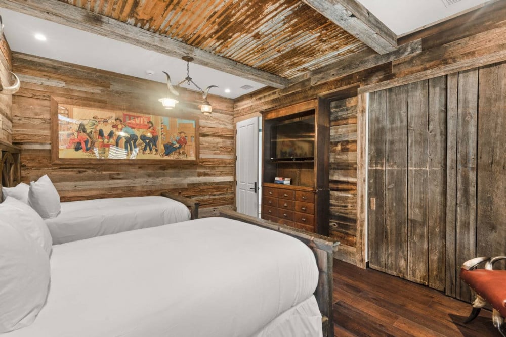 wood room.jpg