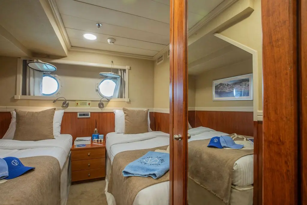 Cabin_Category_C_Twin_2_fdcd94cb9e.webp