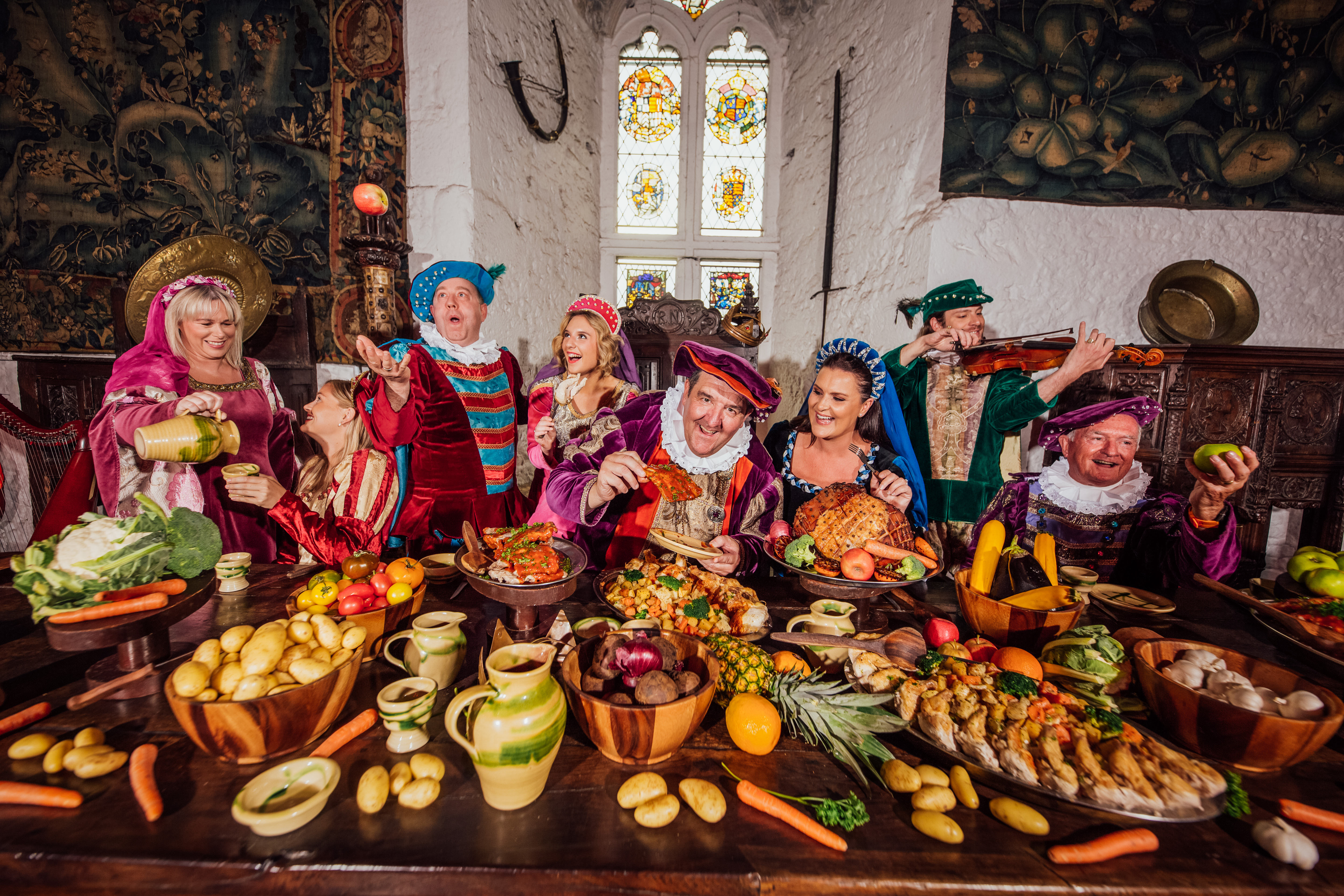 VEN_Medieval_Banquet_Bunratty_Ireland_03.jpg