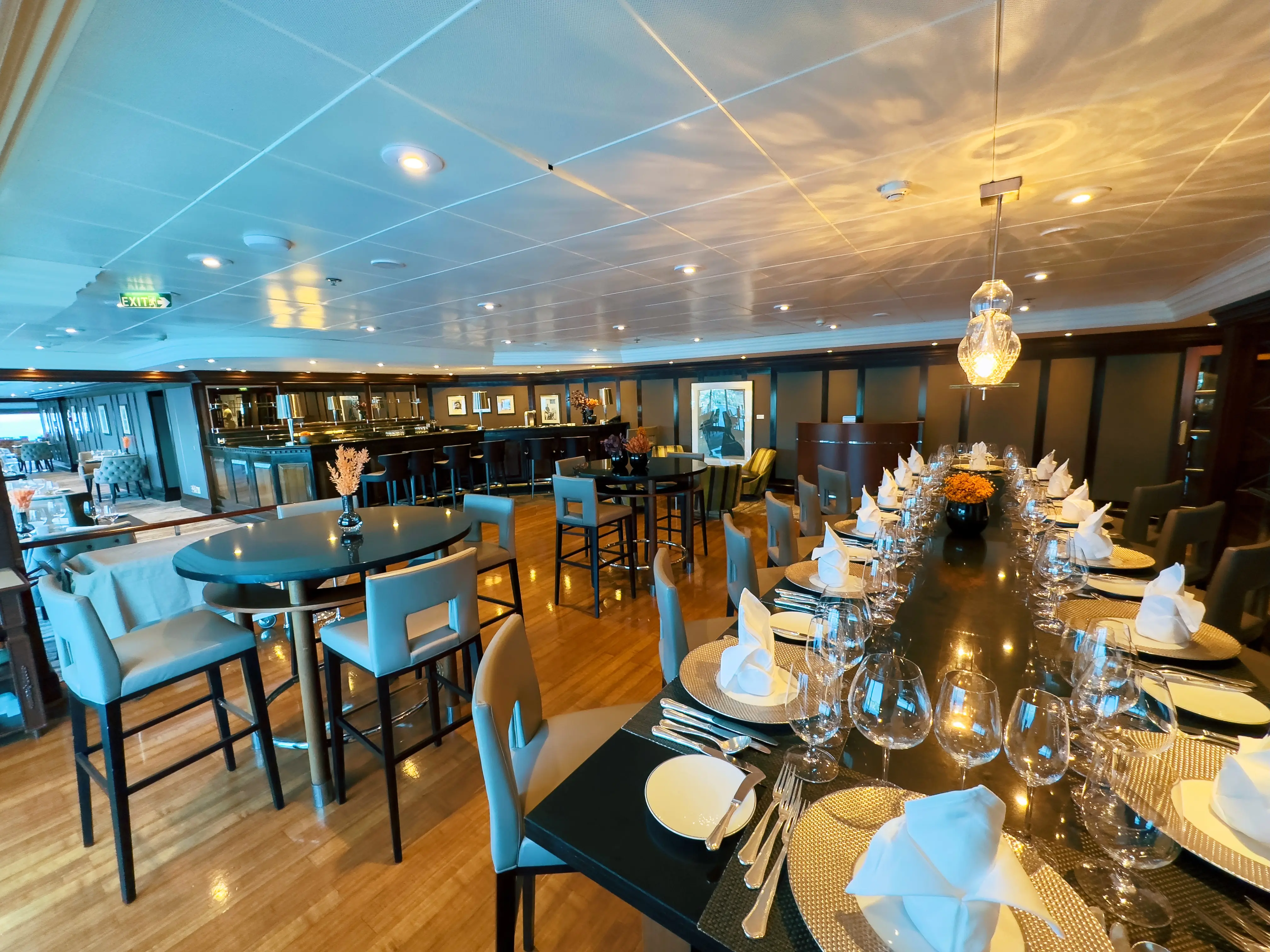 Onboard_Dining_PrimeC_JLP_066.webp
